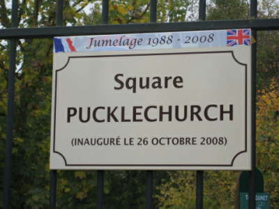 Square sign